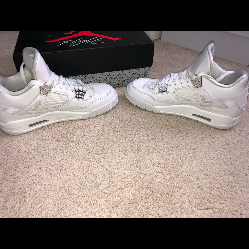 Air jordan 4 retro “Pure Money” Size 7.5